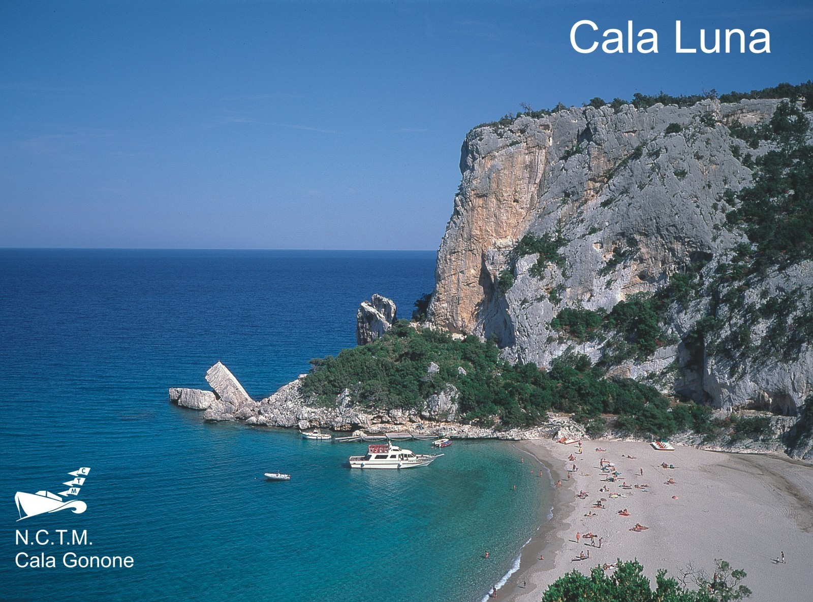 La Spiaggia di Cala Luna | Cala Gonone Crociere - Golfo di Orosei